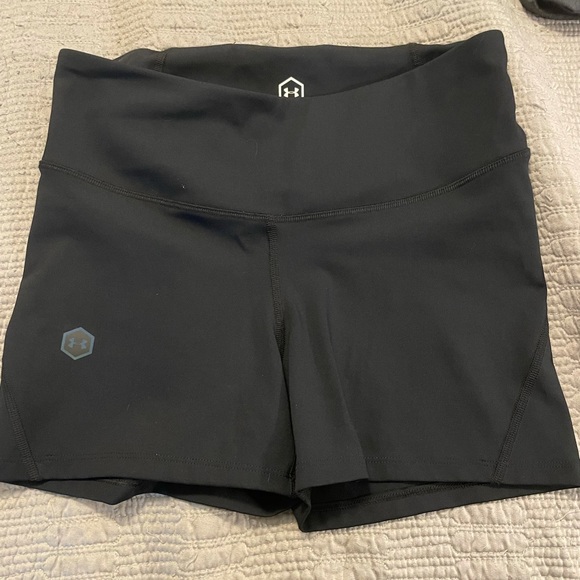 Sold - Picture 1 of 4